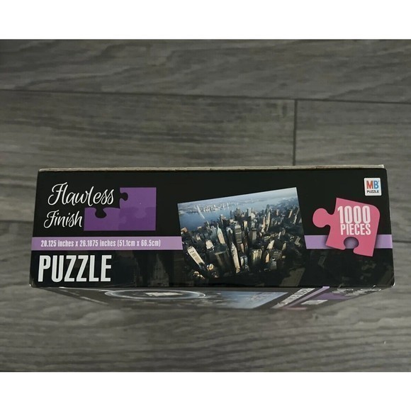 Cardinal 1000 Piece Puzzle Flawless Finish - New York City Skyscraper - Picture 7 of 8